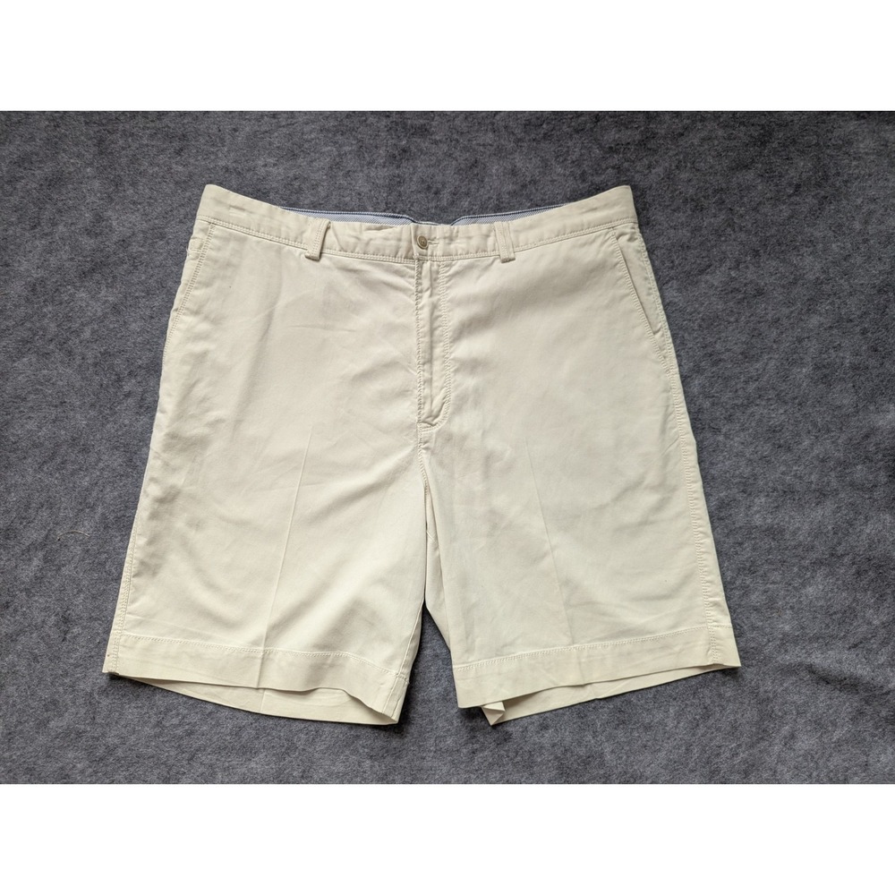 Tommy Bahama Shorts Mens 38 Beige Chino Flat Front Golf Casual